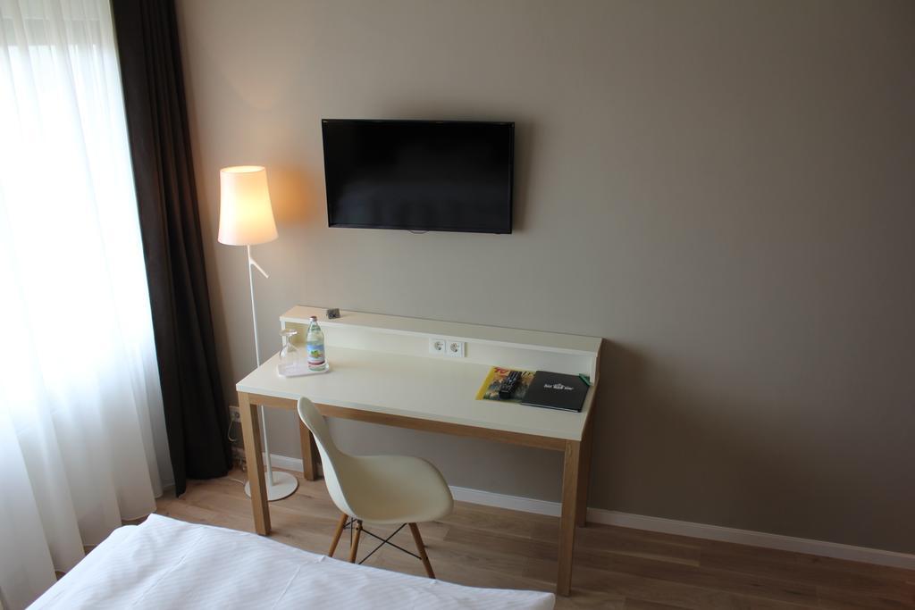 Hotel Krone Steinenbronn Habitación foto